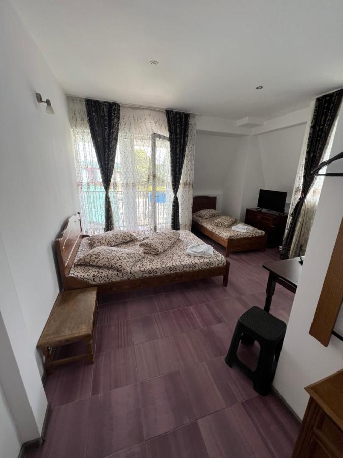 Hotel Casa Alex Piteszti Zewnętrze zdjęcie